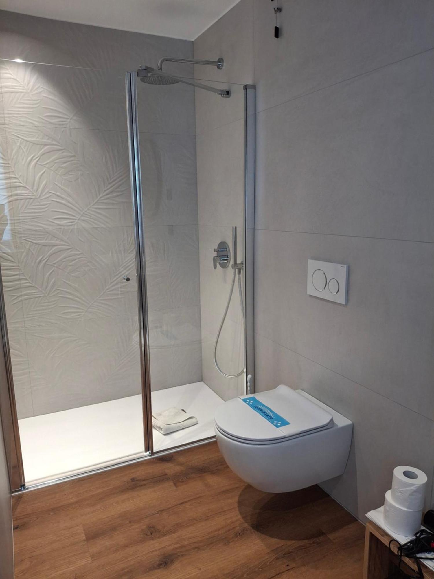 טיונה די טרנטו Hotel Dolomiti Saone מראה חיצוני תמונה